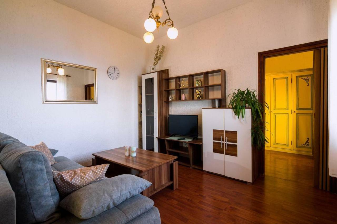 Cvita - Cozy Apartment With An Amazing View Lovran Luaran gambar