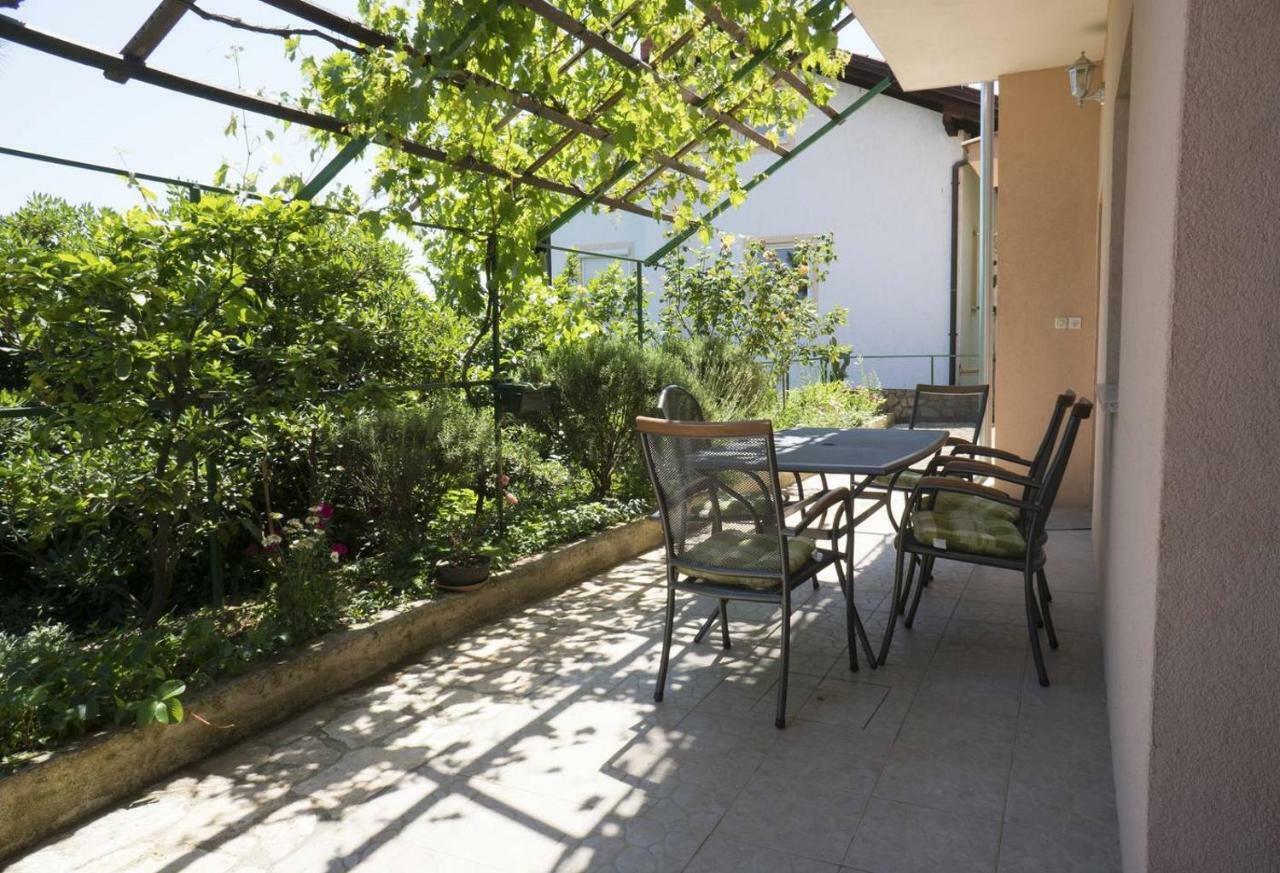 Cvita - Cozy Apartment With An Amazing View Lovran Luaran gambar